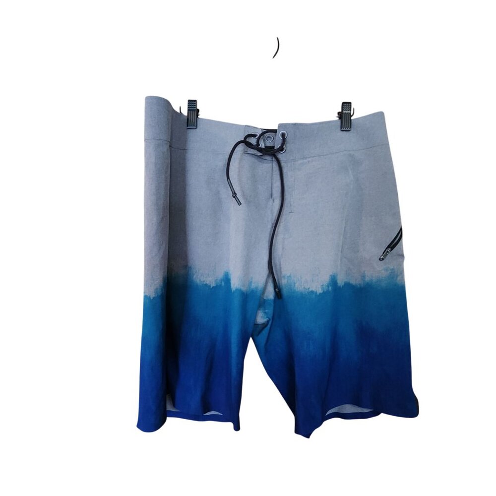 Lululemon Mens Gradient Blue Board Shorts Size 36 With Zipper Pocket & Drawstrin